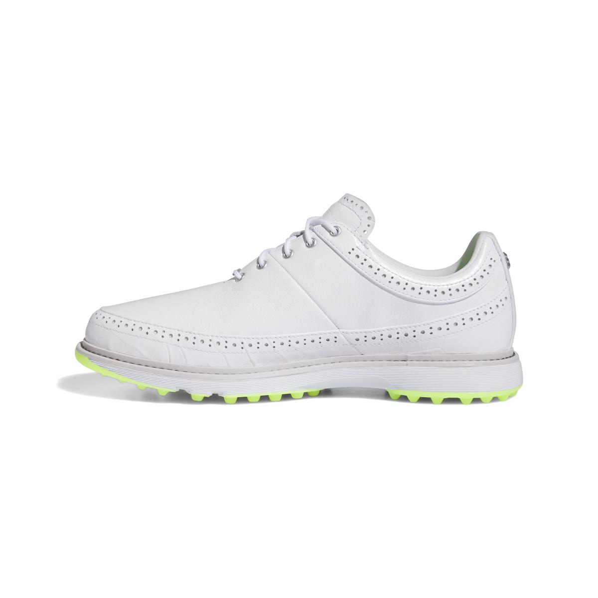 product/a/d/adidas_id4748_5_footwear_photography_side_medial_center_view_white_bv.jpg